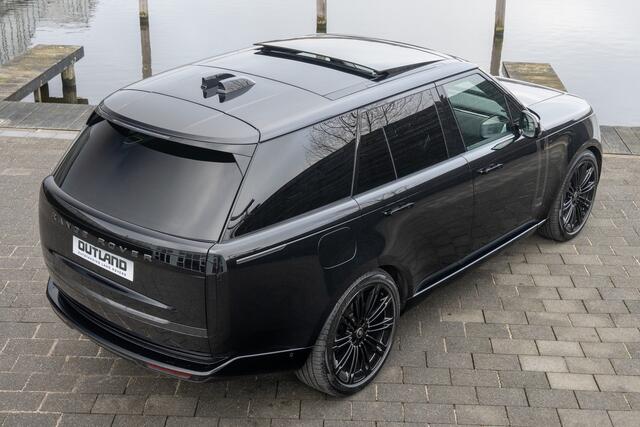 Land Rover RANGE ROVER P550e Autobiography | Santorini Black | Ebony leder | 23" inch | Tow Pack | Koelkast |
