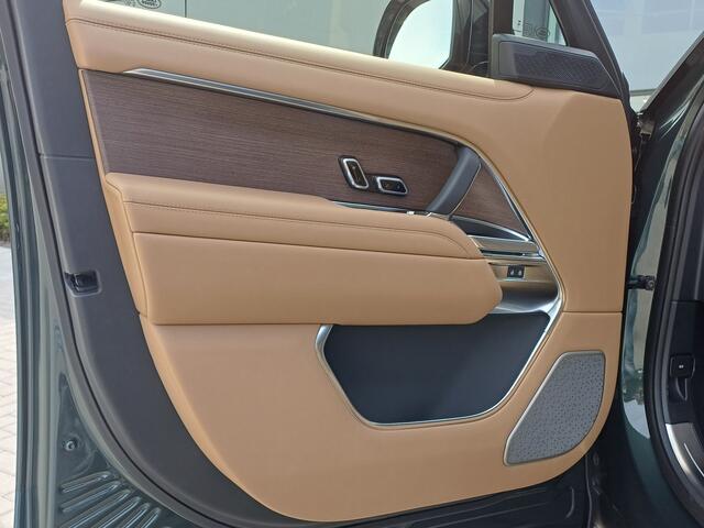 Land Rover RANGE ROVER P550e 6-cil. 550pk AWD Autobiography | NIEUW -- 0 km | Zeer compleet | Elektr. trekhaak tot 3.000kg |