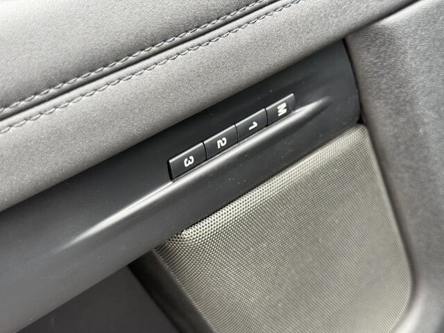 Land Rover RANGE ROVER EVOQUE P300e AWD R-Dynamic SE