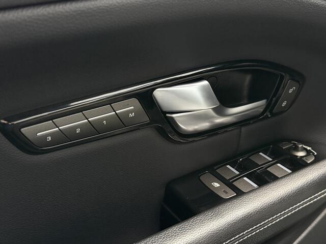 Land Rover RANGE ROVER EVOQUE 2.0 Si4 HSE Leer/Pano/Camera/Navi.