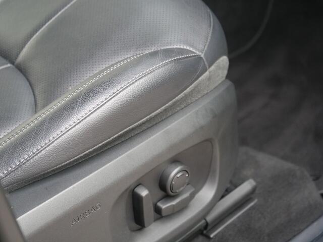 Land Rover RANGE ROVER EVOQUE 2.0 Si4 HSE Dynamic | Black pakket | panorama | Meridian..