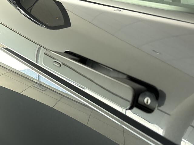 Land Rover RANGE ROVER EVOQUE P270e PHEV AWD SE Graphite Edition | Panoramadak | Black Pack