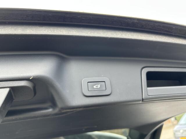 Land Rover RANGE ROVER EVOQUE 1.5 P300e AWD R-Dynamic HSE