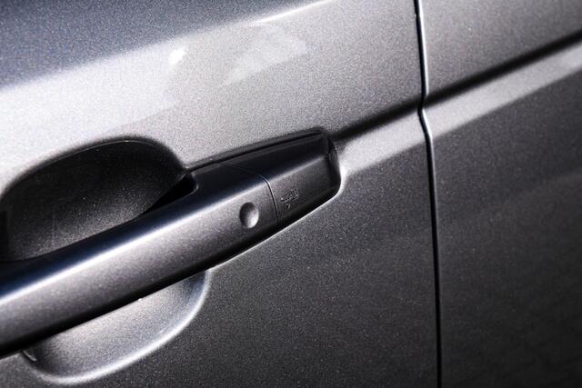 Land Rover RANGE ROVER SPORT 5.0 V8 SC SVR | LRA Garantie | Nieuwe Banden | Meridian | Panoramadak | Dealer Onderhouden |