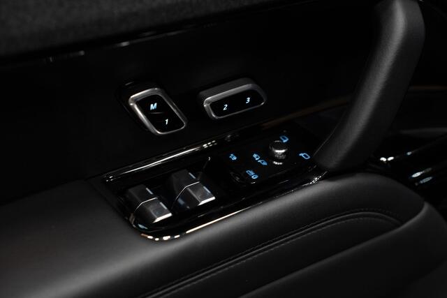 Land Rover RANGE ROVER SPORT 3.0 P440e Dynamic SE *Panorama / Meridian / Stoelventilatie / HUD / Memory / Keyless*