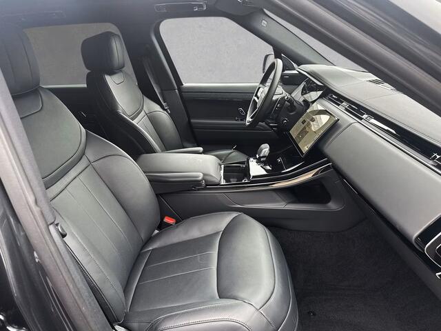 Land Rover RANGE ROVER SPORT 3.0 P460e Dynamic SE PHEV Panoramadak Head-Up Trekhaak Cold Climate Stoelkoeling