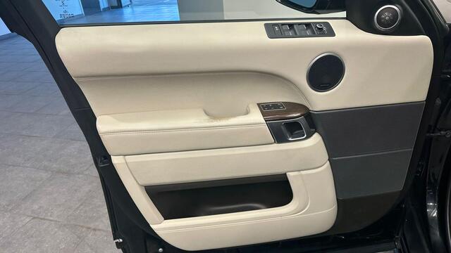 Land Rover RANGE ROVER SPORT 3.0 V6 SC HSE Black Edition