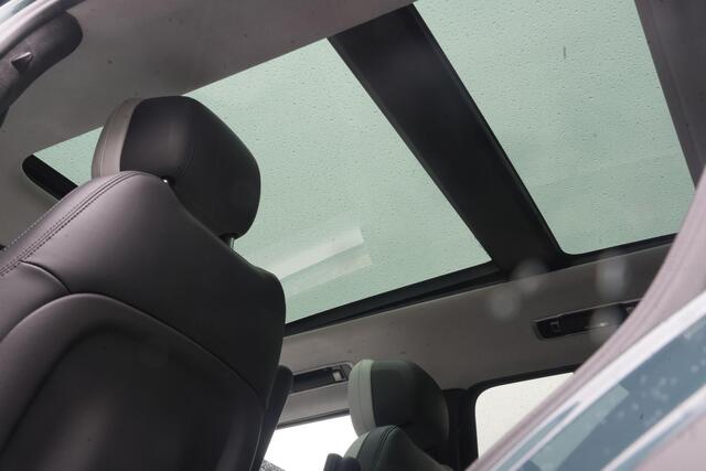 Land Rover RANGE ROVER SPORT 3.0 P510e First Edition Panoramadak Massage Meridian HeadUp Ambient 22''LM