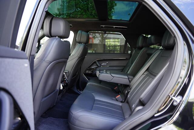 Land Rover RANGE ROVER SPORT P550e Autobiography / Massage Stoelen / Head Up / 23 Inch