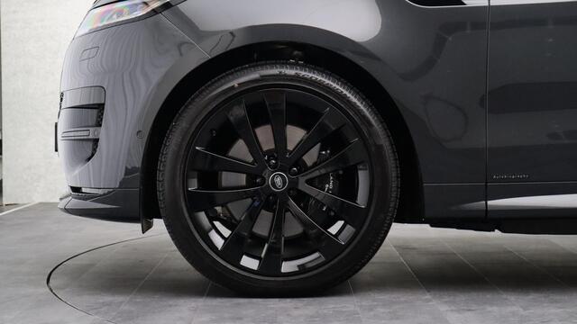 Land Rover RANGE ROVER SPORT P550e Autobiography | Meridian 3D | Head-up | Massage | Trekhaak | Black Exterior Pack