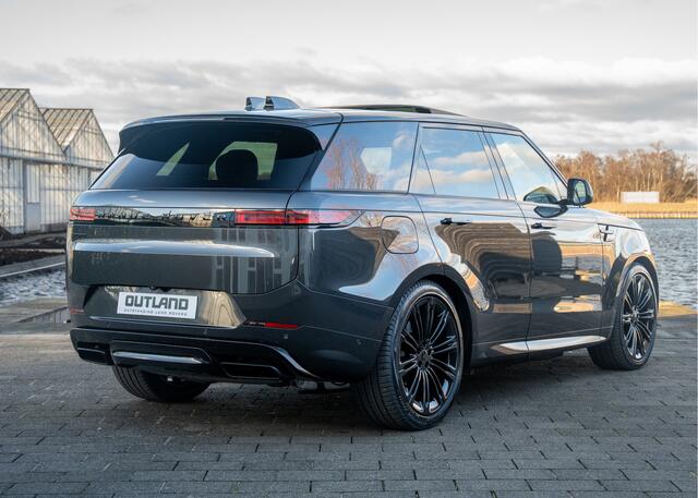 Land Rover RANGE ROVER SPORT P460e Dynamic HSE | 2026 | Full Options | NP. 149.472,- | Massage | 23" inch | Trekhaak | Enhanced Black Pack |