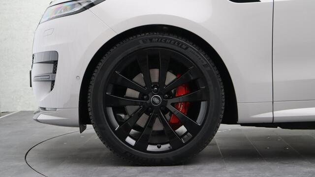 Land Rover RANGE ROVER SPORT P460e Dynamic HSE | Meridian 3D | Head-up | Stoelventilatie | Trekhaak | Soft-Close | Panoramadak | Cold Climate Pack | Black Exterior Pack