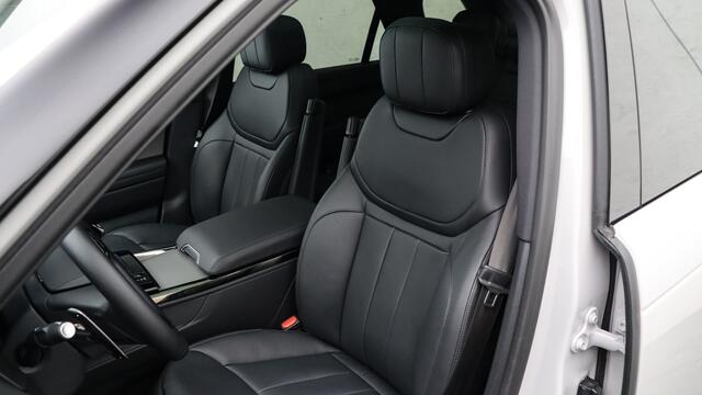 Land Rover RANGE ROVER SPORT P460e Dynamic HSE | Meridian 3D | Head-up | Stoelventilatie | Trekhaak | Soft-Close | Panoramadak | Cold Climate Pack | Black Exterior Pack
