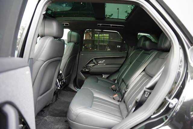 Land Rover RANGE ROVER SPORT P 550 E Autobiography M 26 Black Pack