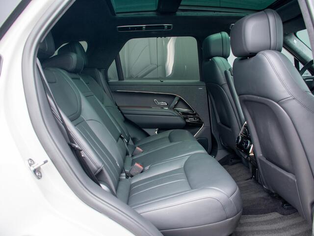 Land Rover RANGE ROVER SPORT 3.0 P550e Autobiography PHEV Trekhaak l Schuif- /kantel Pano l Stoelventilatie l Massage l Soft Close l 22"