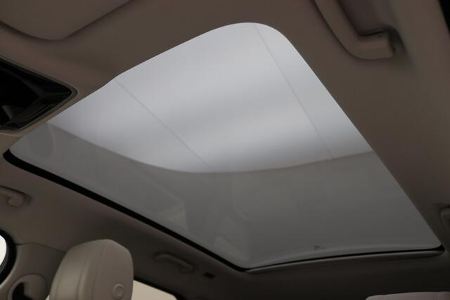 Land Rover Velar Range Rover 2.0 D180 AWD SE Automaat Leer, Panoramadak, Keyless, LED, Camera, Apple CarPlay, Trekhaak, 19''