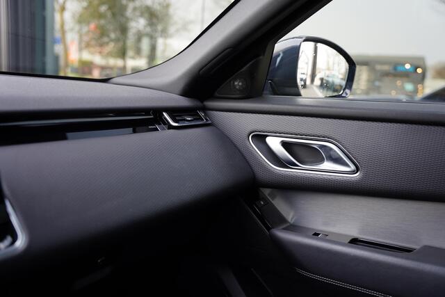 Land Rover Velar Range Rover P250 Turbo AWD R-Dynamic HSE Panoramdak / Meridian