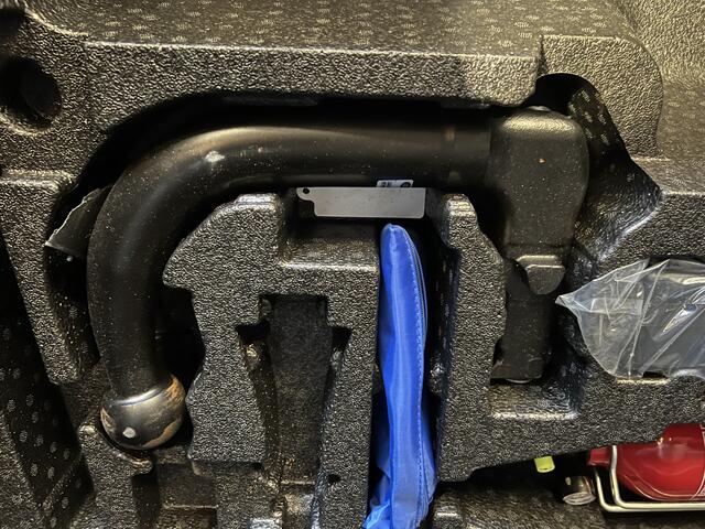 Land Rover Velar Range Rover 2.0 I4 Turbo AWD SE R-Dynamic | Navigatie | LM Velgen 20" | Lederen Bekleding | Cruise Control | Airco | Matrix LED Koplampen |Afn.Trekhaak |