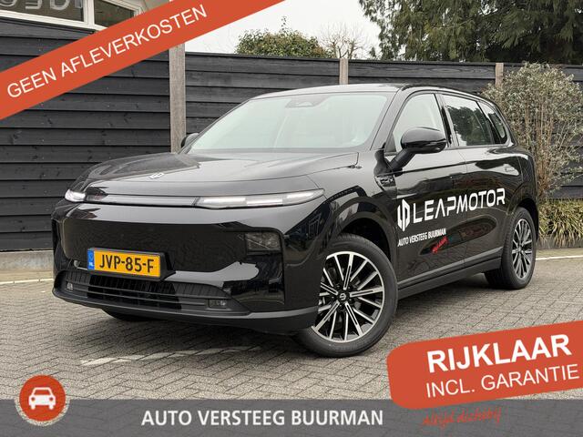 Leapmotor B10 Life Pro 56.2 kWh 218PK Automaat Navigatie, Rondomzichtcamera, Adaptieve cruise Control, Climate Control, Panoramadak