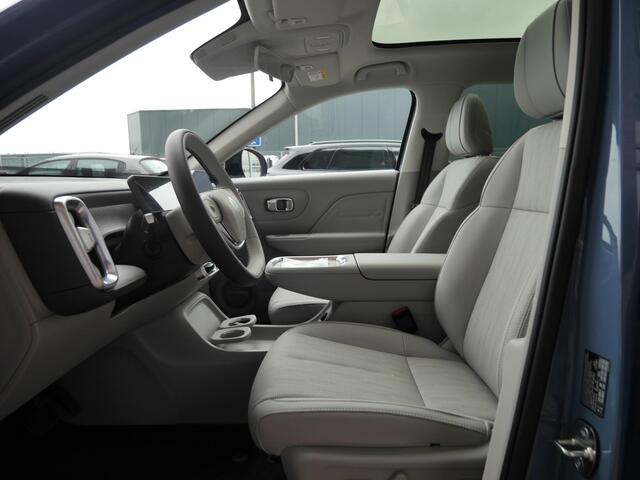 Leapmotor B10 Design ProMax 67.1 kWh Wltp 434km | 750kg trekgewicht | Stoel en stuur verwarming | 360 graden camera | Lederen bekleding | Panoramadak | Led | Regensensor | Sfeerverlichting | Elektrisch verstelbare voorstoelen