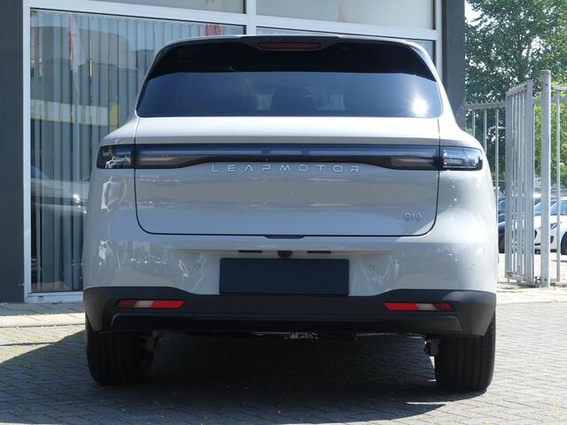 Leapmotor B10 Design Hybrid EV 18.8 kWh 218PK Automaat Navigatie, Camera 360, Lichtmetalen velgen, Elektrische Achterklep, Kunstlederen bekleding, Stoel Verwarming & Ventilatie
