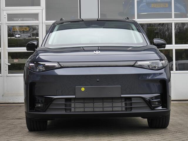 Leapmotor C10 REEV Design 28.4 kWh | Nieuwe auto | Gecombineerde actieradius WLTP 974km | 1500 kg Trekgewicht | Diverse kleuren leverbaar | Full options | Stuurverwarming | Stoelverwarming en koeling | Elektrisch verstelbare voorstoelen | Navigatie | Keyless entry & st