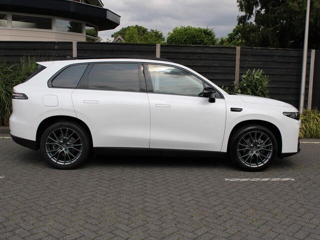 Leapmotor C10 REEV Design 28.4 kWh 215PK Automaat Camera systeem rondom, Stoelverwarming/koeling, Panoramadak, Navigatie