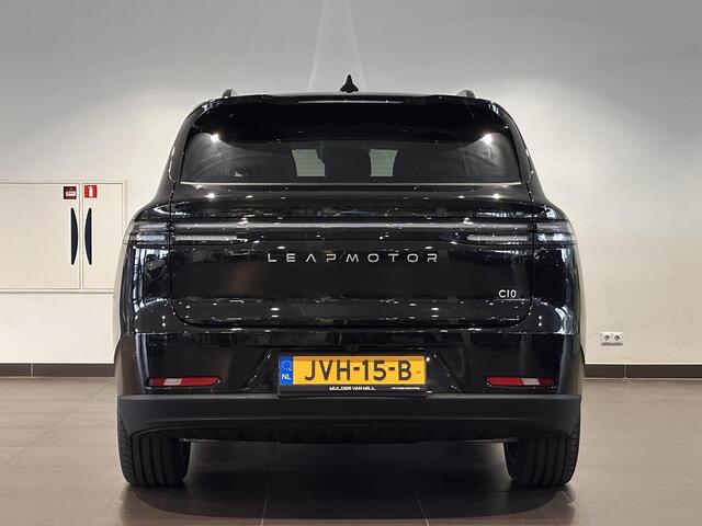 Leapmotor C10 Design ProMax 82 kWh 300pk | 510 KM WLTP | PANODAK | LEDER | 360° CAMAERA | APPLE CARPLAY / ANDROID AUTO | ISOFIX |