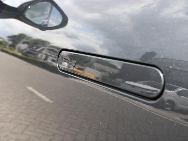 Leapmotor C10 Design ProMax 81.9 kWh 218PK Automaat Navigatie, Camera 360, Lichtmetalen velgen, Elektrische Achterklep, Kunstlederen bekleding, Stoel Verwarming & Ventilatie