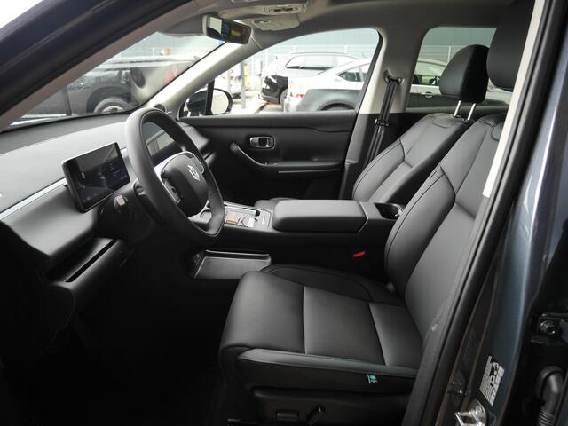 Leapmotor C10 Design Pro 69.9 kWh | Nieuwe auto | Wltp 510km | 299 PK | Stuur verwarming | Stoel verwarming en ventilatie | 1500 kg trekgewicht | Panorama dak | Zeer veel ruimte