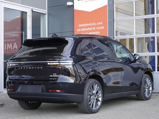 Leapmotor C10 Design 69.9 kWh | uit Voorraad leverbaar | Panoramadak | Elektrische achterklep | 20inch velgen | Camera voor en achter | Lederen bekleding