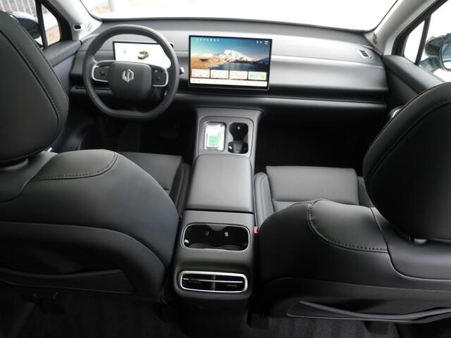 Leapmotor C10 Design ProMax AWD 81.9 kWh | 598 PK | 0-100 in 4 seconden | Wltp 437 km | 1500kg trekgewicht | Uit voorraad leverbaar | Stoel en stuurverwarming | Stoel ventilatie | Panorama dak | 20 inch lichtmetalen velgen | 360 graden camera