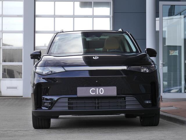 Leapmotor C10 Design ProMax AWD 81.9 kWh | 598 PK | 0-100 in 4 seconden | Wltp 437 km | 1500kg trekgewicht | Uit voorraad leverbaar | Stoel en stuurverwarming | Stoel ventilatie | Panorama dak | 20 inch lichtmetalen velgen | 360 graden camera
