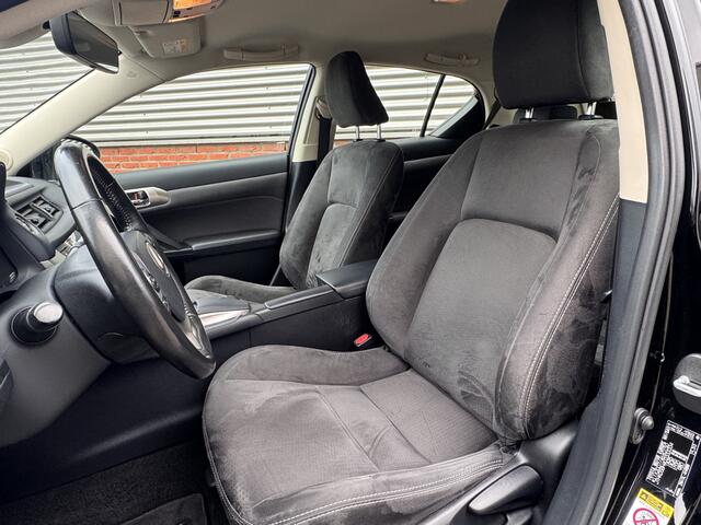 Lexus CT 200h Business Launch Edition | Keyless entry | Camera | Navigatiesysteem full map |