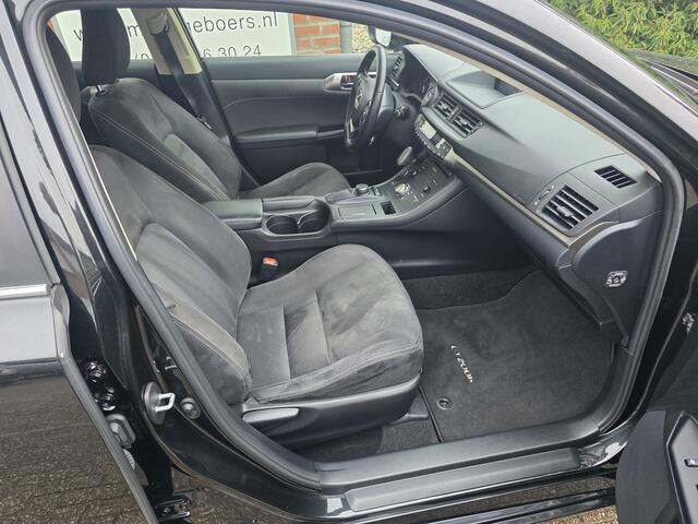 Lexus CT 200h | Camera | Clima | Cruise |