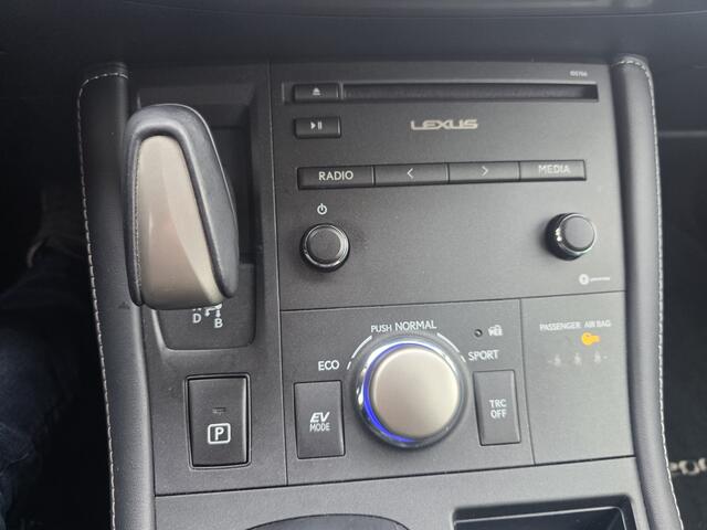 Lexus CT 200h | Camera | Clima | Cruise |