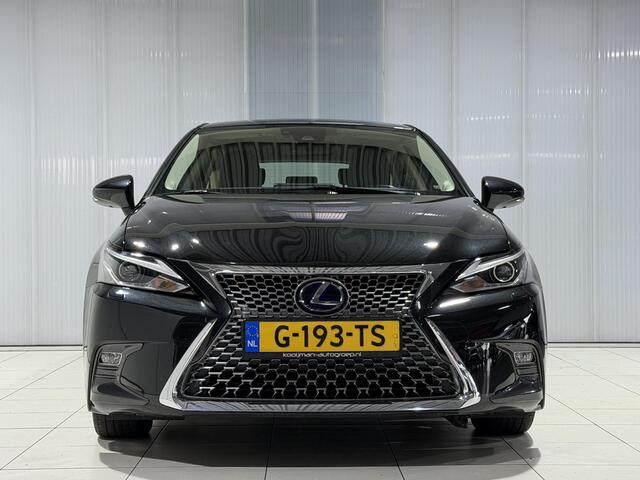 Lexus CT 200h Sport Edition | Alcantara bekleding | Parkeersensoren V+A | Camera | Navigatie | Cruisecontrol