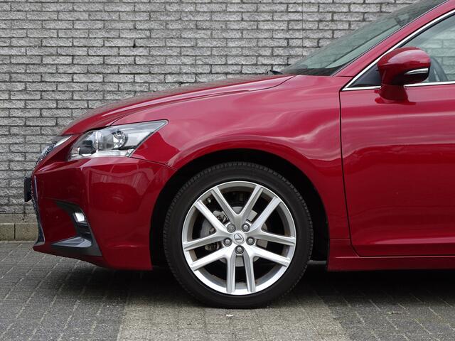 Lexus CT 200h Business Line | 25.950 KM!