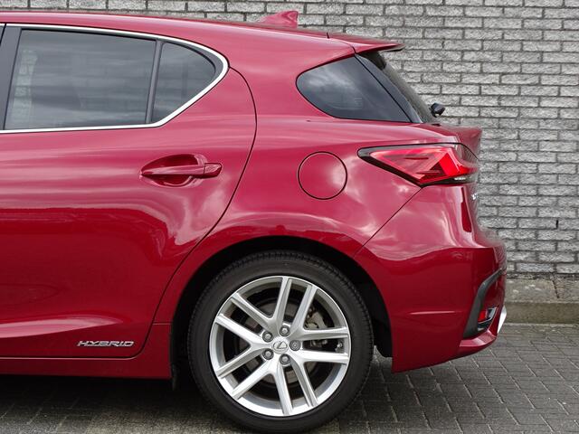 Lexus CT 200h Business Line | 25.950 KM!