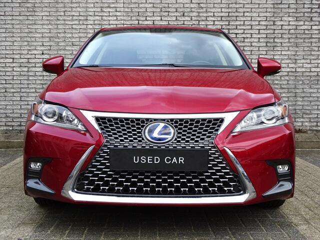Lexus CT 200h Business Line | 25.950 KM!