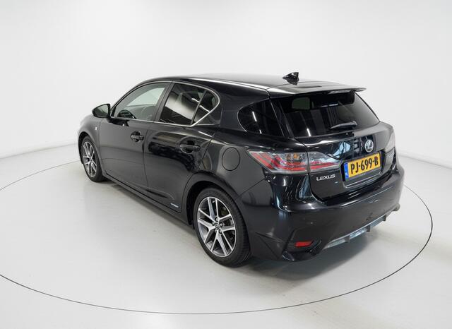 Lexus CT 200h F Sport Line | Schuif / Kanteldak | Stoelverwarming | Sensoren |