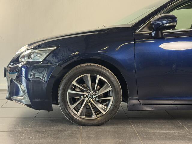 Lexus CT 200h Business Launch Edition | Schuif - kanteldak | Adaptieve cruise control | Parkeersensoren voor -en achter | Facelift model |