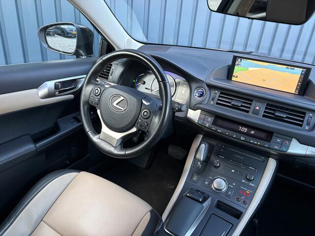 Lexus CT 200h Business Line Pro | Camera | Stoelverwarming | Leder | Bi-Tone | Keyless | Prijs Rijklaar!!