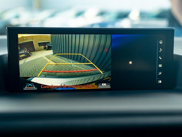 Lexus CT 200h Business Line Pro | Camera | Stoelverwarming | Leder | Bi-Tone | Keyless | Prijs Rijklaar!!