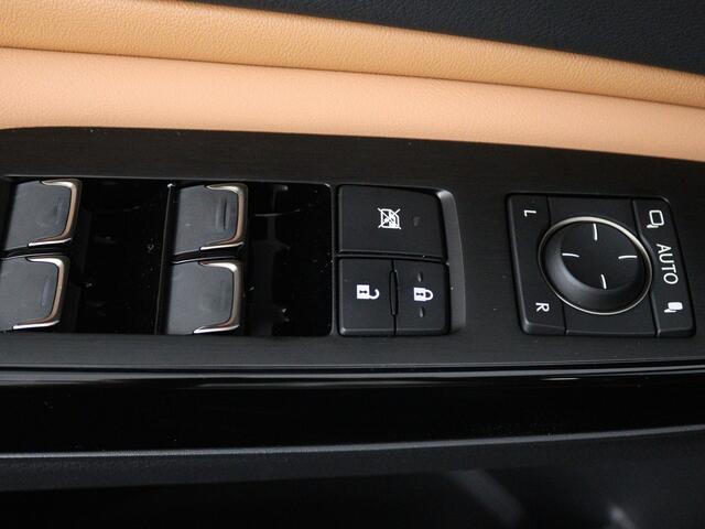 Lexus Es 300h President Line