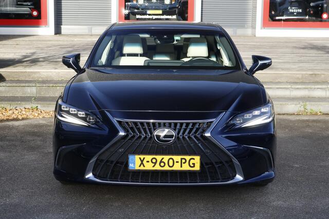 Lexus Es 300h President Line | Mark Levinson | HUD | LED koplampen adaptief |