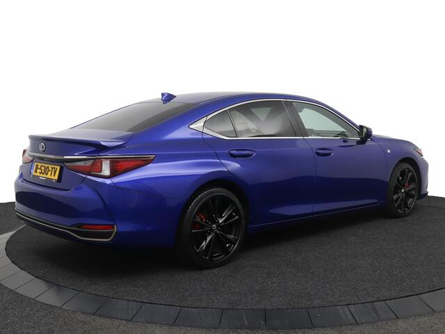 Lexus Es 300h F Sport Line | Mark Levinson | Adaptive Variable Suspension | Blade Scan Koplampen | Head-Up Display