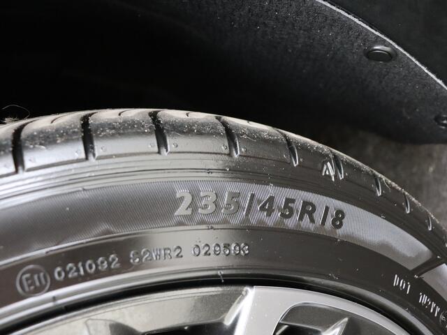 Lexus Es 300h 35th Edition | Lederen Bekleding | Sunroof | Apple Carplay & Android Auto |