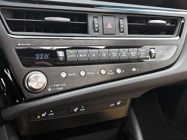 Lexus Es 300h Business Line | BTW Voertuig | Eerste eigenaar | Premium uitgevoerd |