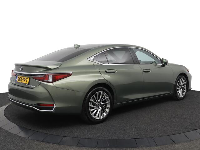 Lexus Es 300h Executive Line | Blade Scan Koplampen | Head-Up Display | Stoelgeheugen | Rondomzichtcamera